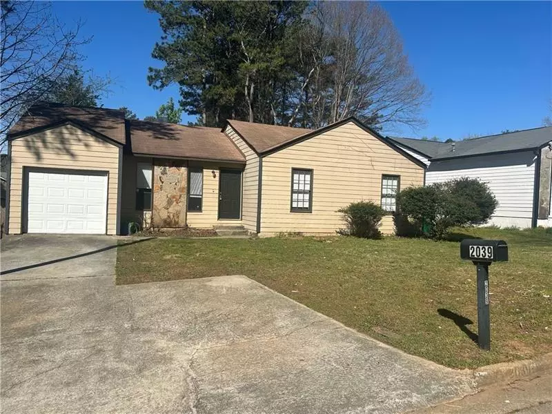 2039 Corners CIR, Lithonia, GA 30058