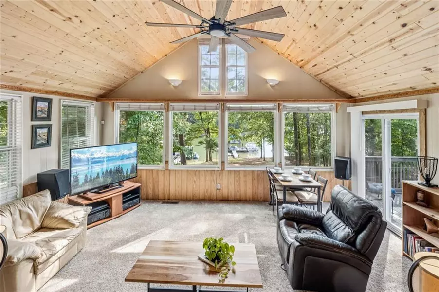 5705 Ridgeway CIR, Gainesville, GA 30506
