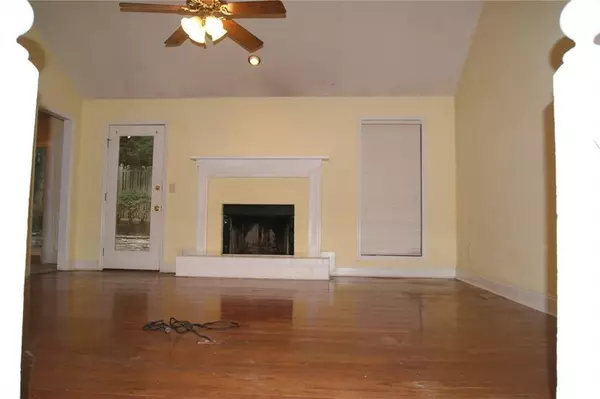 Roswell, GA 30075,4239 Glenforest WAY NE
