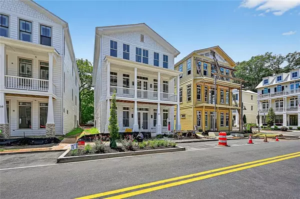 Woodstock, GA 30188,64 Linton ST