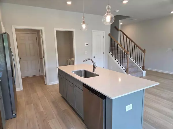 Stockbridge, GA 30281,308 Shine DR