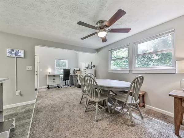 Woodstock, GA 30188,543 S Holly Springs RD