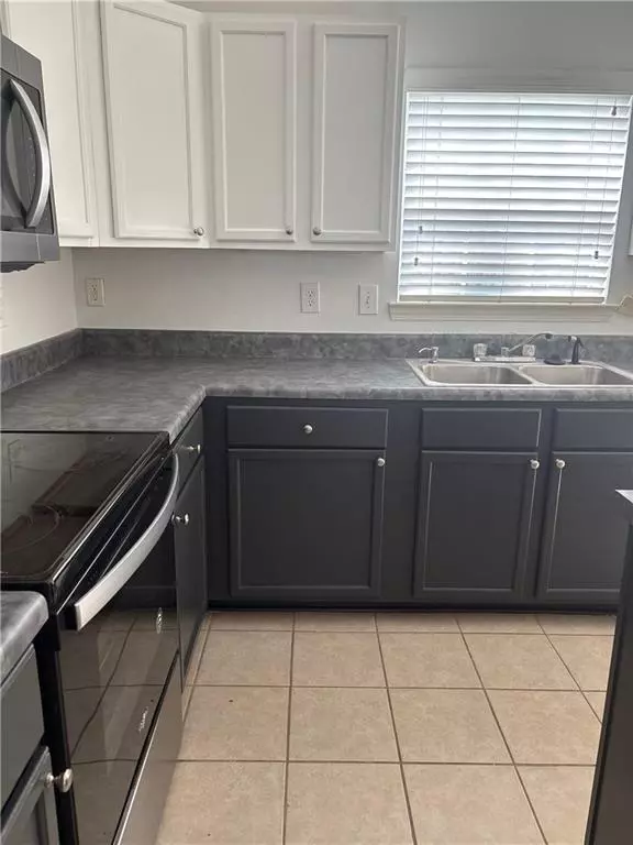 Kennesaw, GA 30152,2155 Del Lago CIR #11