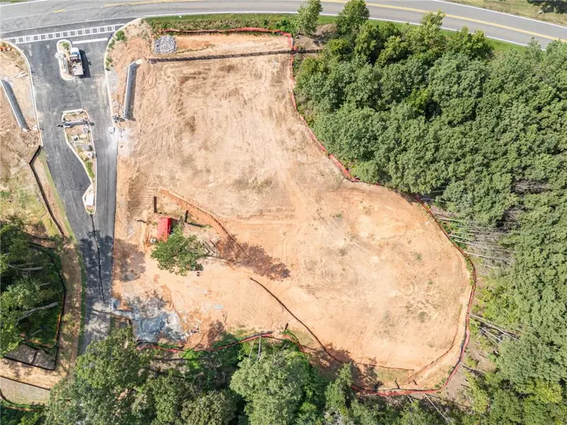 720 Oaks TRL W, Milton, GA 30004
