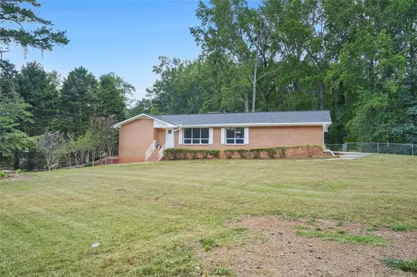 Fayetteville, GA 30214,324 PLANTATION CIR
