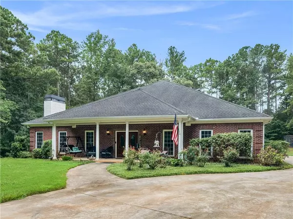 190 Oak Hill CIR, Covington, GA 30016