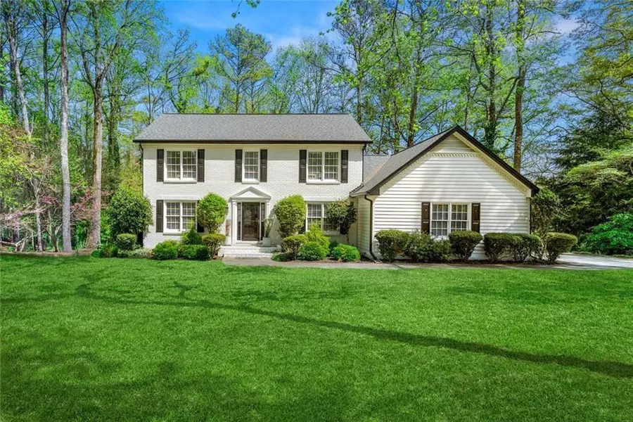 292 Old Rosser RD, Stone Mountain, GA 30087