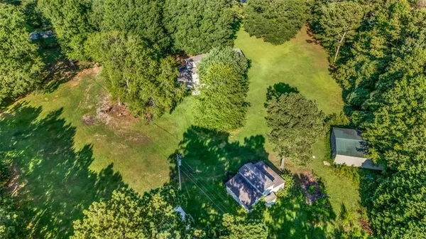 950 Old Jackson RD, Locust Grove, GA 30248