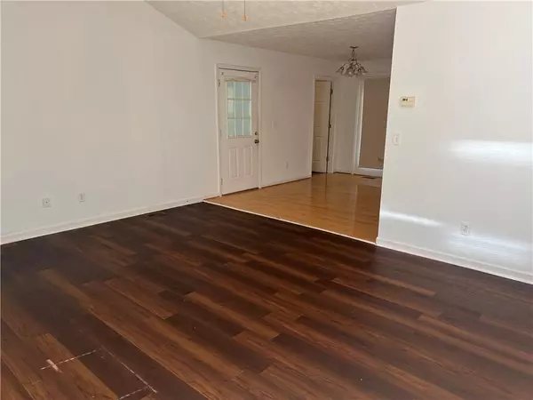 Flowery Branch, GA 30542,6441 Wildwood TRL