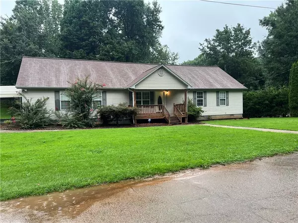 Flowery Branch, GA 30542,6441 Wildwood TRL