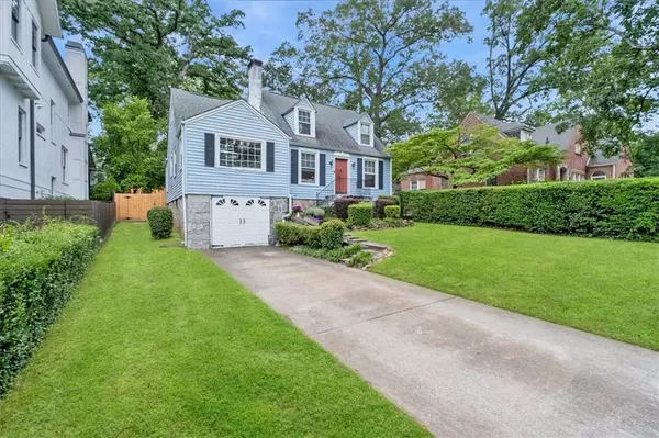 Atlanta, GA 30305,2662 Forrest Way