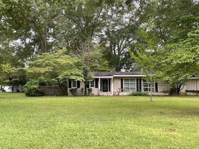 443 N Cave Spring ST N, Cedartown, GA 30125