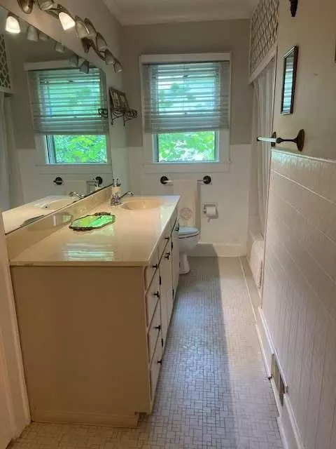 Cedartown, GA 30125,443 N Cave Spring ST N