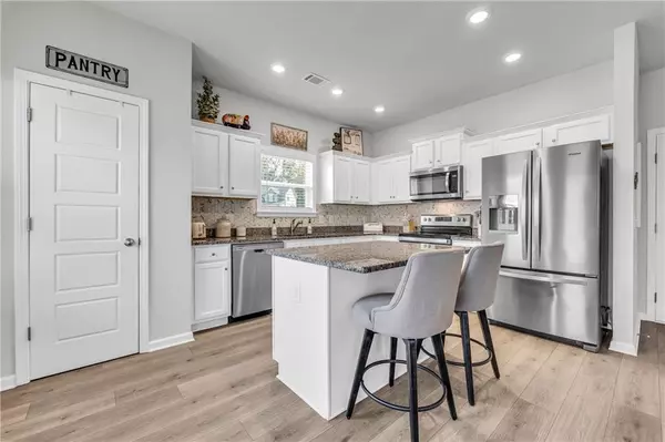 Toccoa, GA 30577,324 Quail Forest CIR