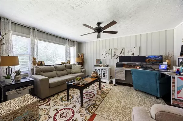 Grantville, GA 30220,6318 Highway 29