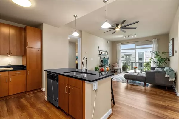 Atlanta, GA 30324,711 Cosmopolitan #517