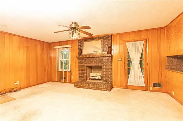 Conyers, GA 30013,2135 Surrey TRL SE
