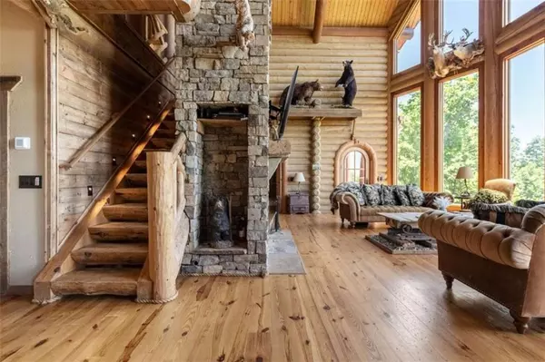 Morganton, GA 30560,976 Mull Valley RD