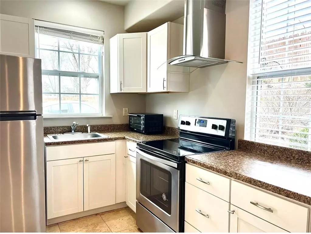 Canton, GA 30115,4236 E Cherokee DR