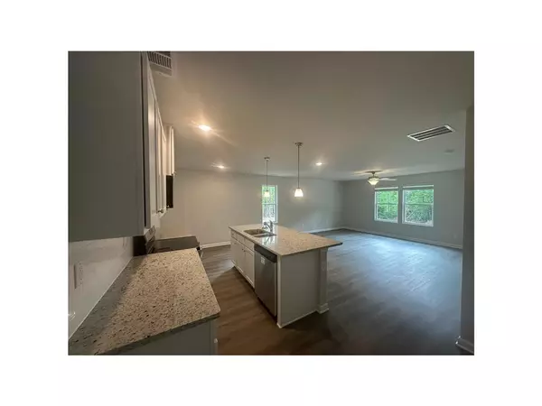 Covington, GA 30014,35 Yellow Brick WAY