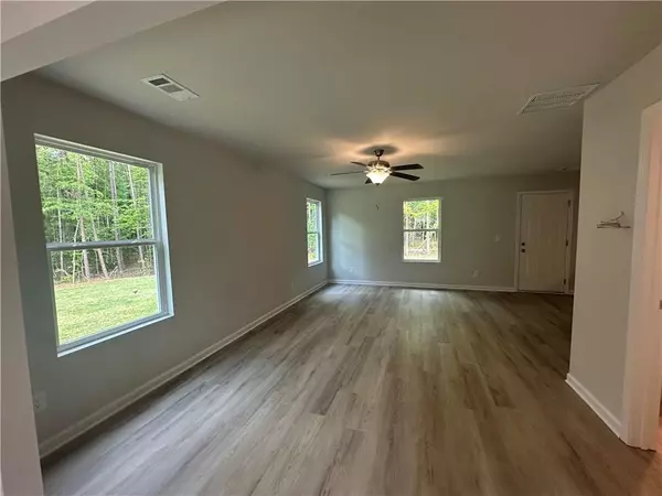 Covington, GA 30014,45 Yellow Brick WAY