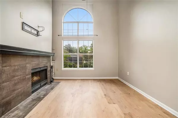 Atlanta, GA 30305,3655 Habersham RD NE #A314