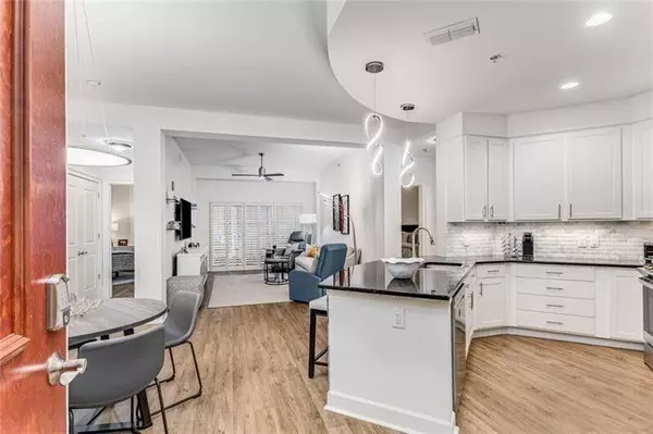 Atlanta, GA 30339,200 River Vista DR #713