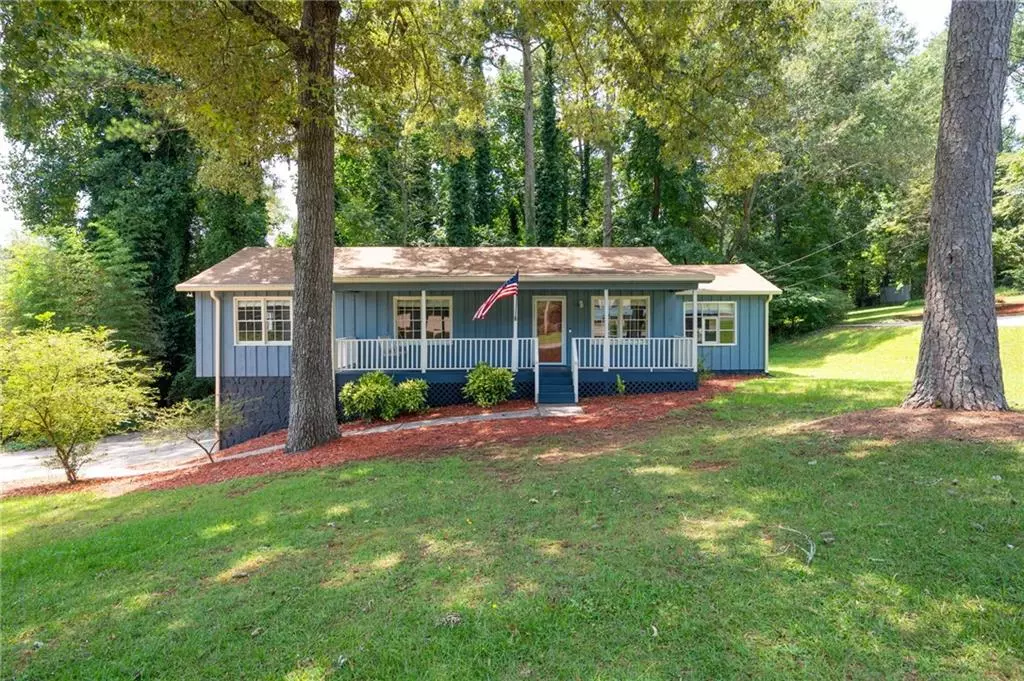 Woodstock, GA 30188,305 Summer CT