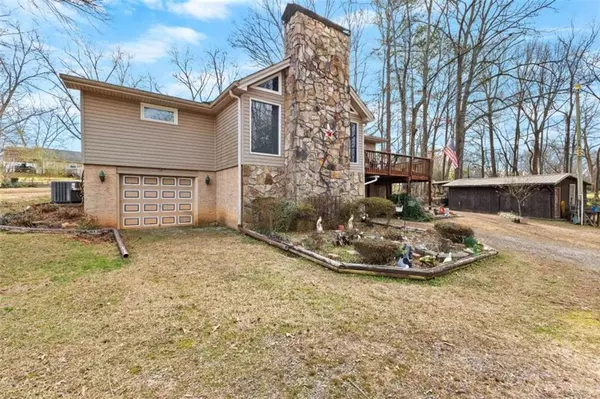 Newnan, GA 30263,82 Swan AVE