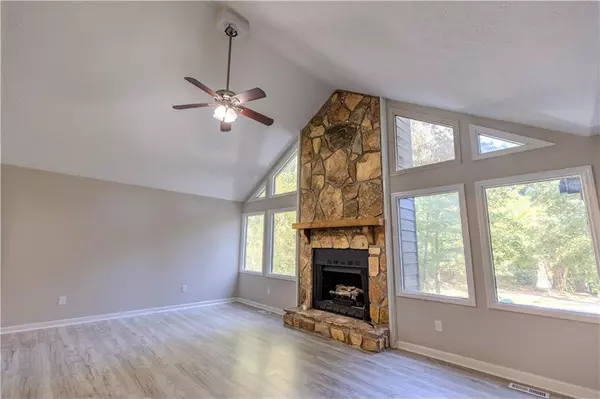 Woodstock, GA 30189,123 Williamsburg LN