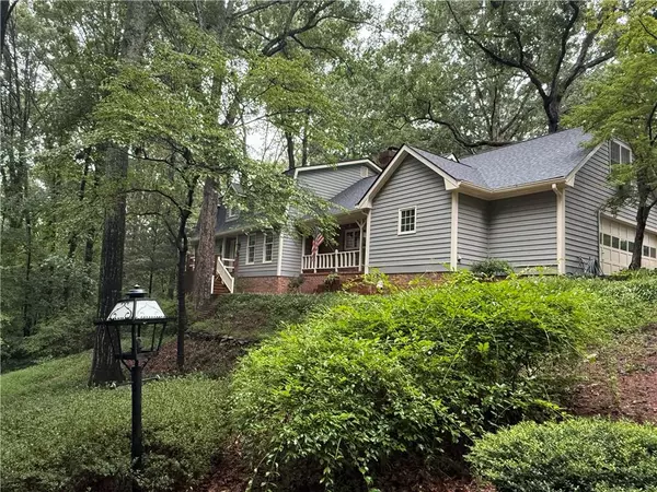Tucker, GA 30087,2110 Stoneleigh DR