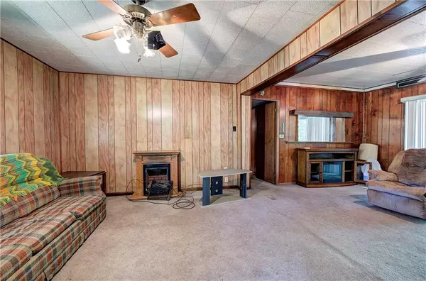 Acworth, GA 30101,92 Valley TRL SE