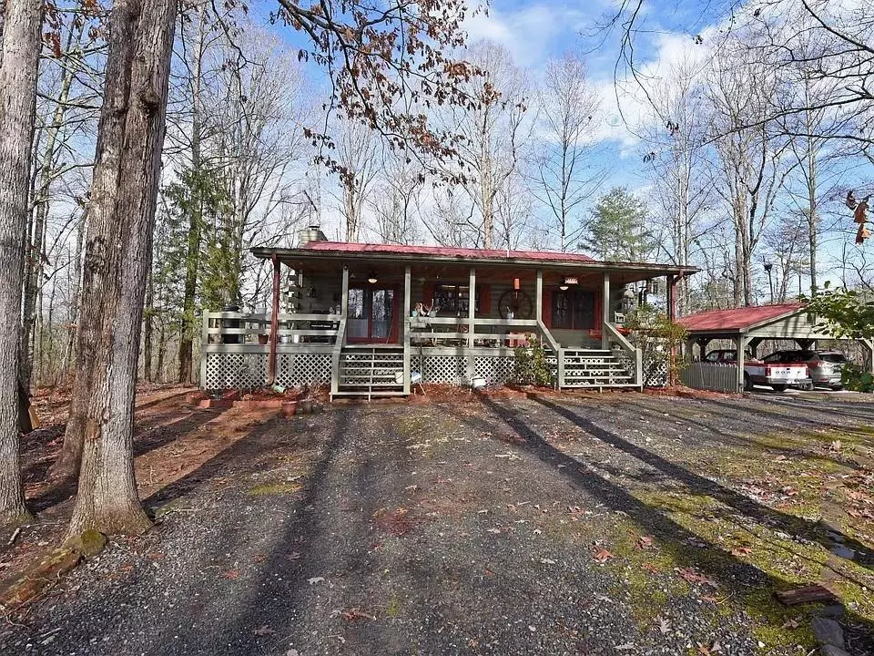 Blue Ridge, GA 30513,266 Bluebird LN