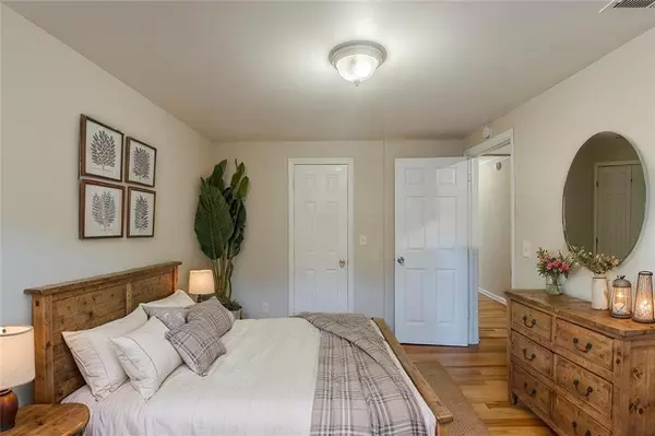 Atlanta, GA 30317,1566 Liberty AVE SE