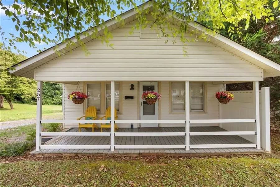 257 Stegall DR, Jasper, GA 30143