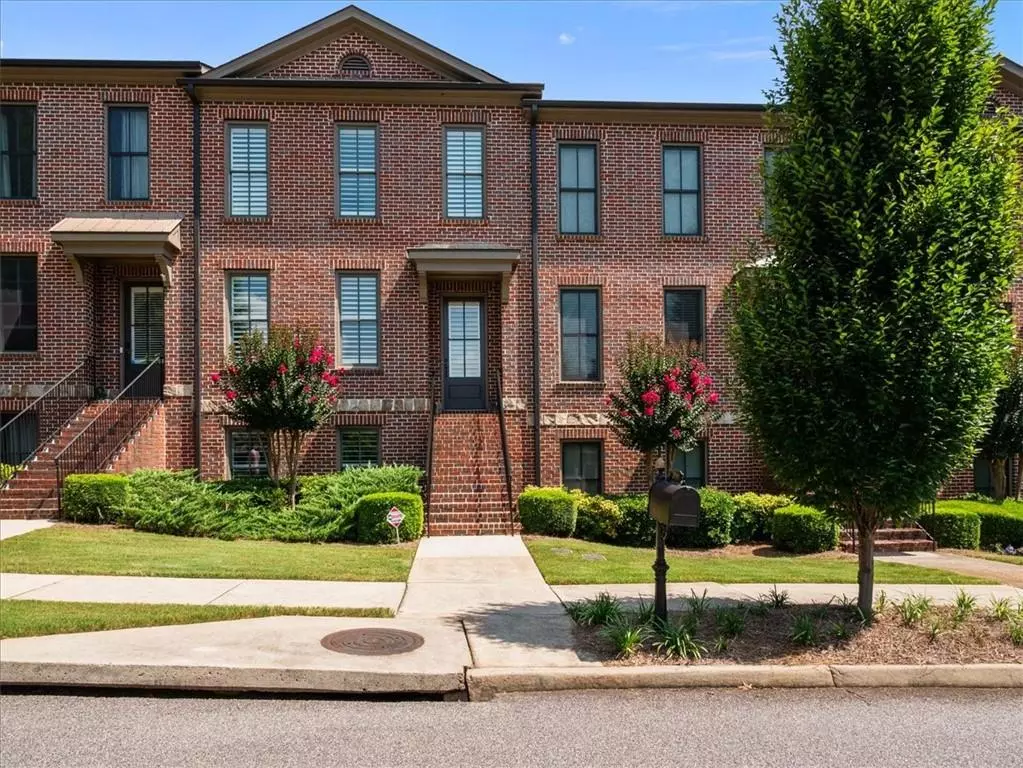 Roswell, GA 30075,2046 Heathermere Way
