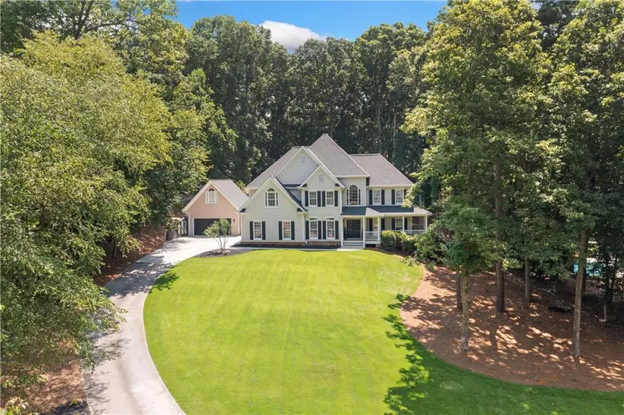 318 Windsor Falls DR, Canton, GA 30114