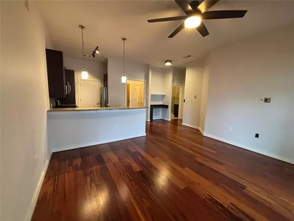 Atlanta, GA 30307,870 Inman Village Pkwy NE #405