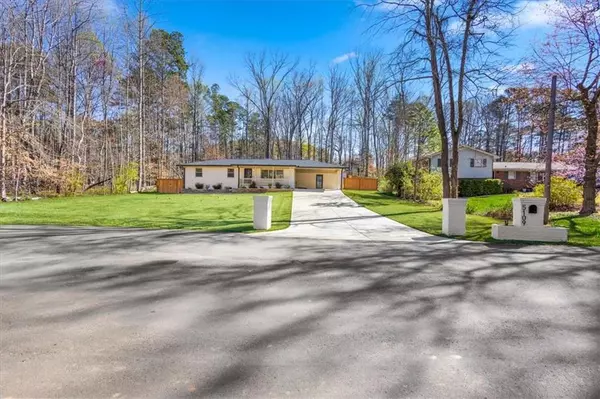 Sugar Hill, GA 30518,5109 Dogwood Hills DR
