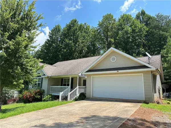 86 Horserange Vista RD, Cleveland, GA 30528