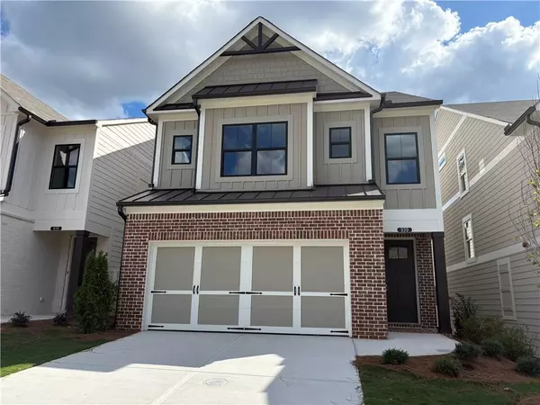 939 Crestmanor DR, Marietta, GA 30008