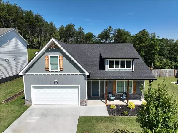 6555 River Station DR, Lula, GA 30554
