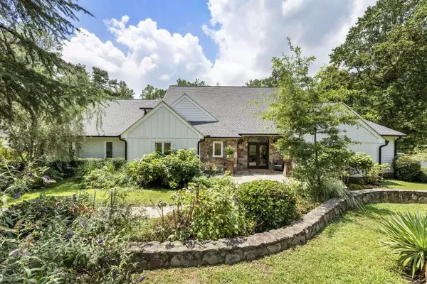 Roswell, GA 30075,1350 Keans CT