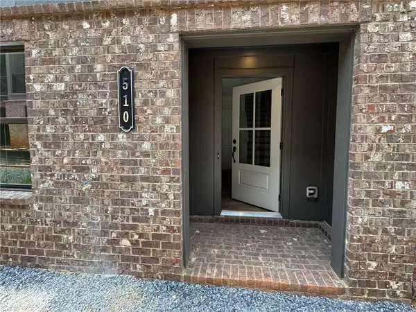 Alpharetta, GA 30009,510 Burlrush LN #20