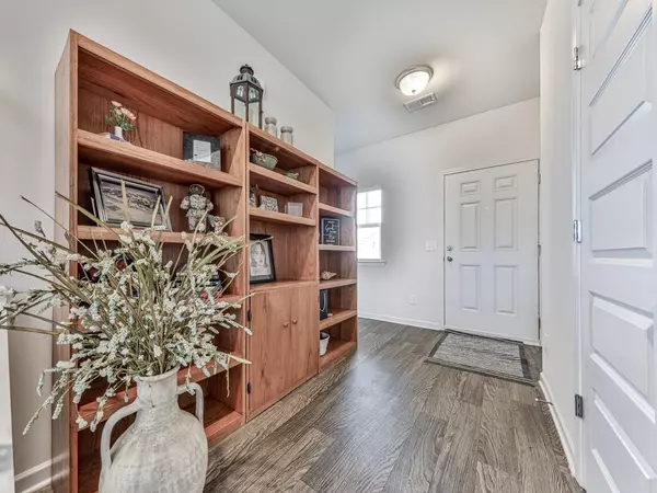 Cartersville, GA 30120,122 Hadley WAY SW