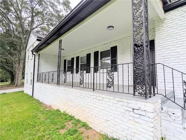 Stone Mountain, GA 30083,1229 Park BLVD