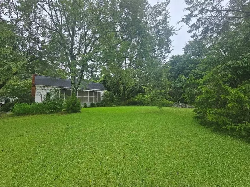 1232 Eastview RD NE, Conyers, GA 30012
