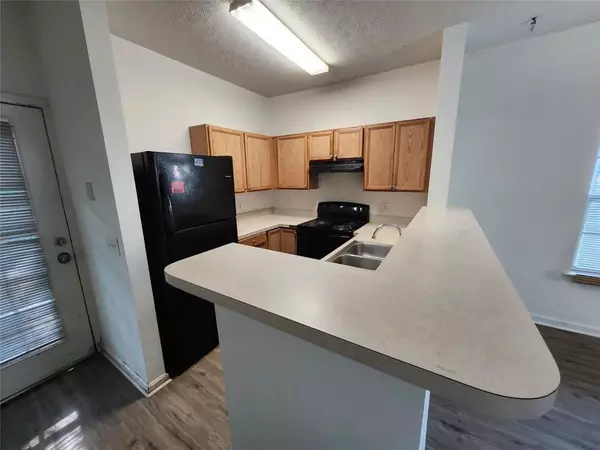 Riverdale, GA 30296,6080 Camden Forrest CV