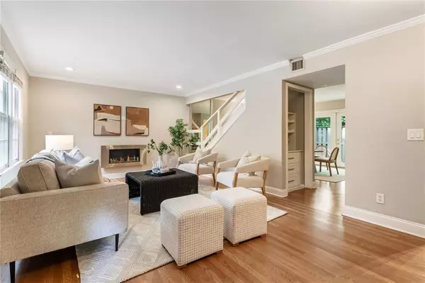 19 Arpege WAY NW, Atlanta, GA 30327