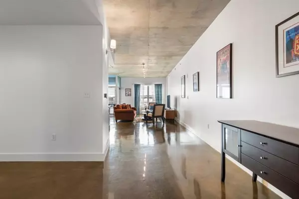 Atlanta, GA 30308,845 Spring ST #125